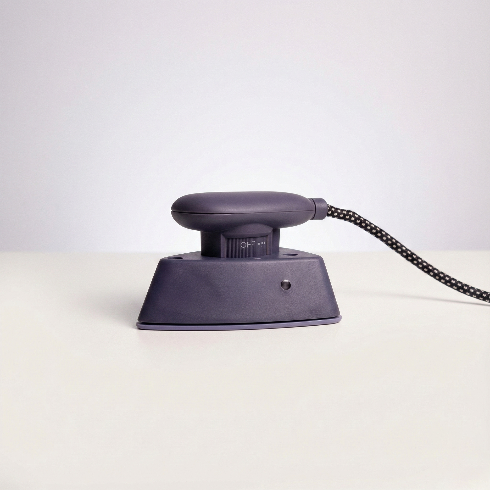 Mini Travel Iron (700W) - Portable & 30 Sec Heat Up (1 Year Warranty)